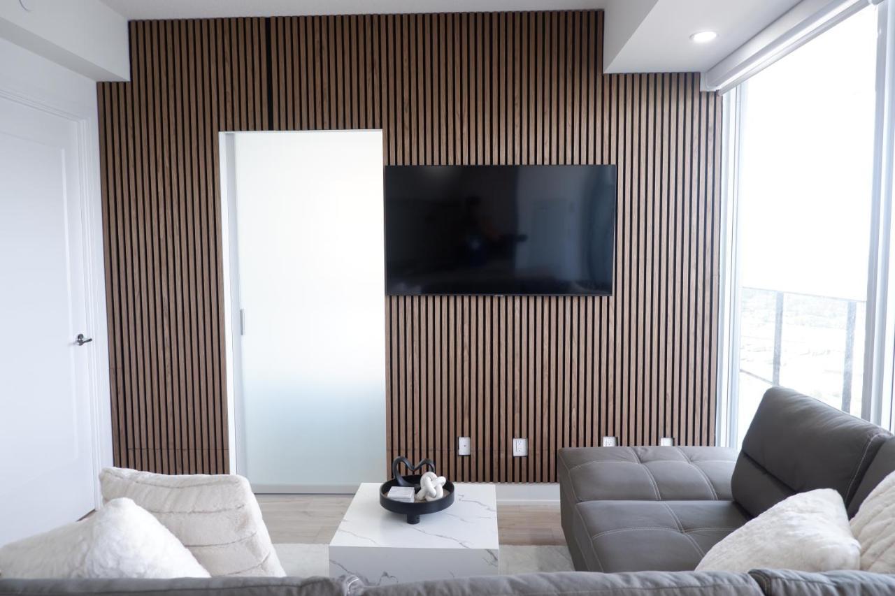 Modern Luxury Waterfront Condo Mississauga Exterior foto
