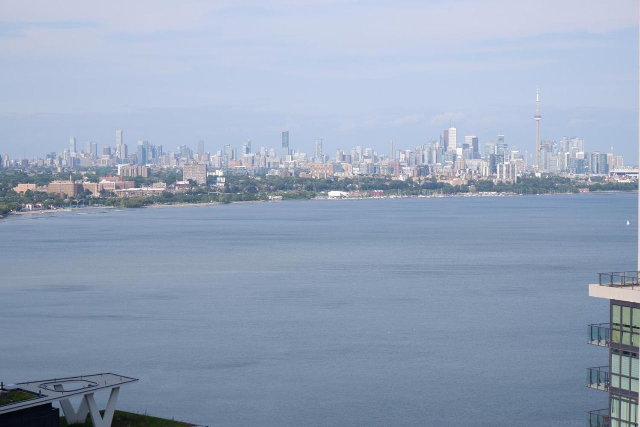 Modern Luxury Waterfront Condo Mississauga Exterior foto